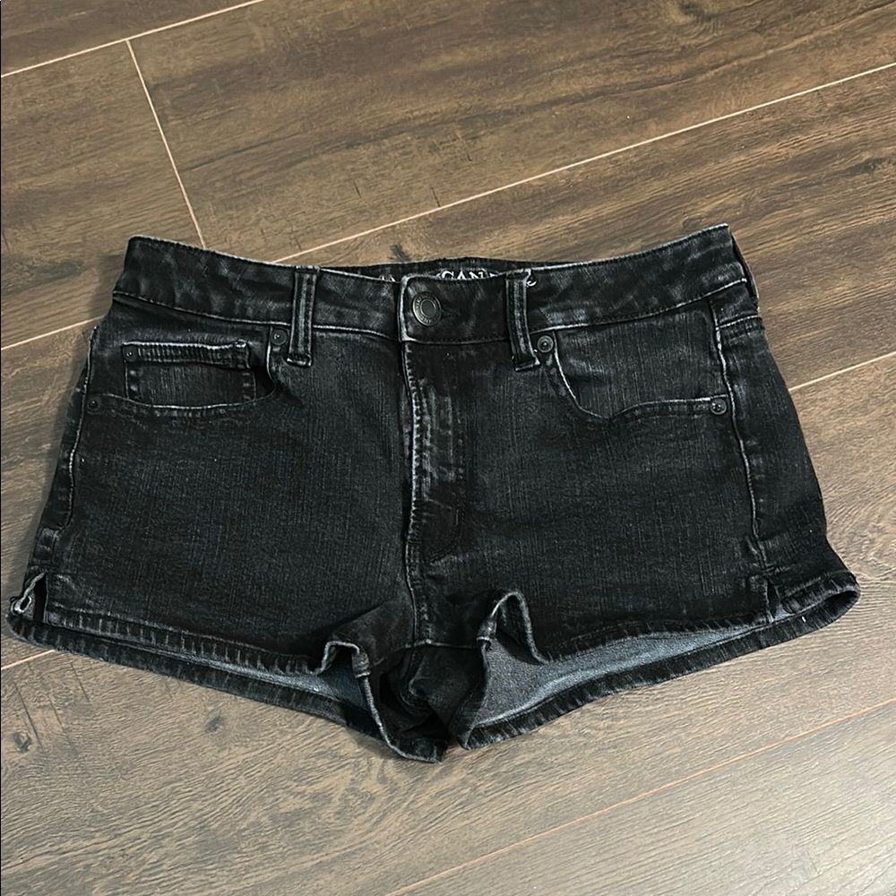 American Eagle Black Hi Rise Shortie Jean Shorts - Size 6